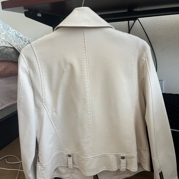 Levi's Women's Snake Print Leather Jacket size L - Picture 3 of 3